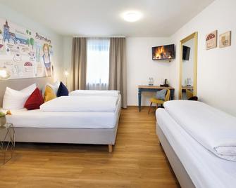 Hotel Rosi - Regensburg - Bedroom