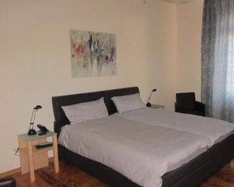 Exklusive Gästezimmer Landau - Landau (Pfalz) - Camera da letto