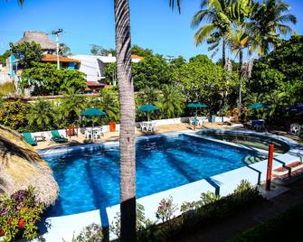 Hotel Albatros - Puerto Escondido - Pool