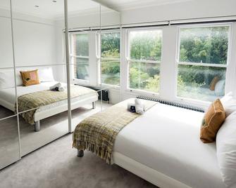 Modern and Bright Highgate Gem - London - Bedroom
