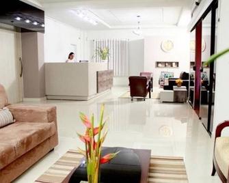 Hotel Mirage - Vilhena - Recepción