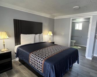 Sea Garden Inn - פיסמו ביץ' - חדר שינה