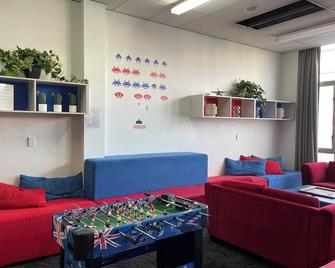 Yha Nelson - Nelson - Lounge
