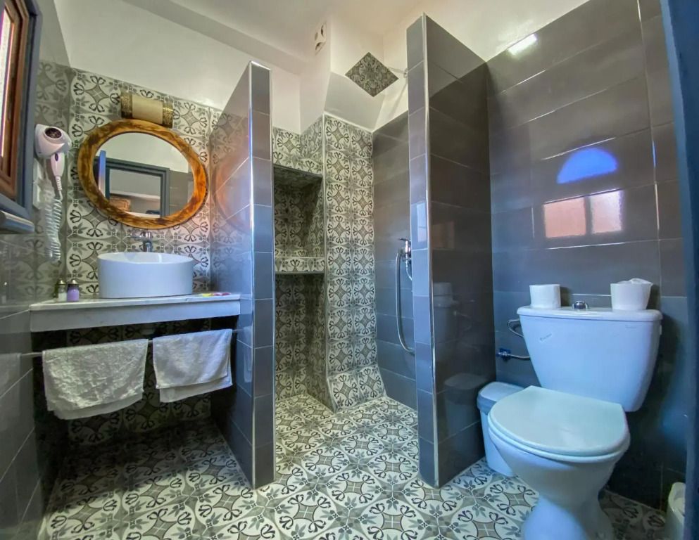 Hotel Riad Amlal - אוארזאזטה - חדר רחצה