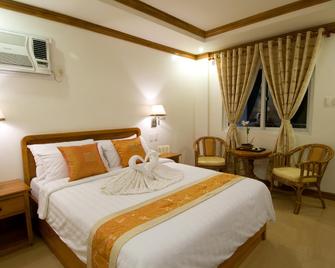 Grand Boracay Resort - Boracay - Bedroom