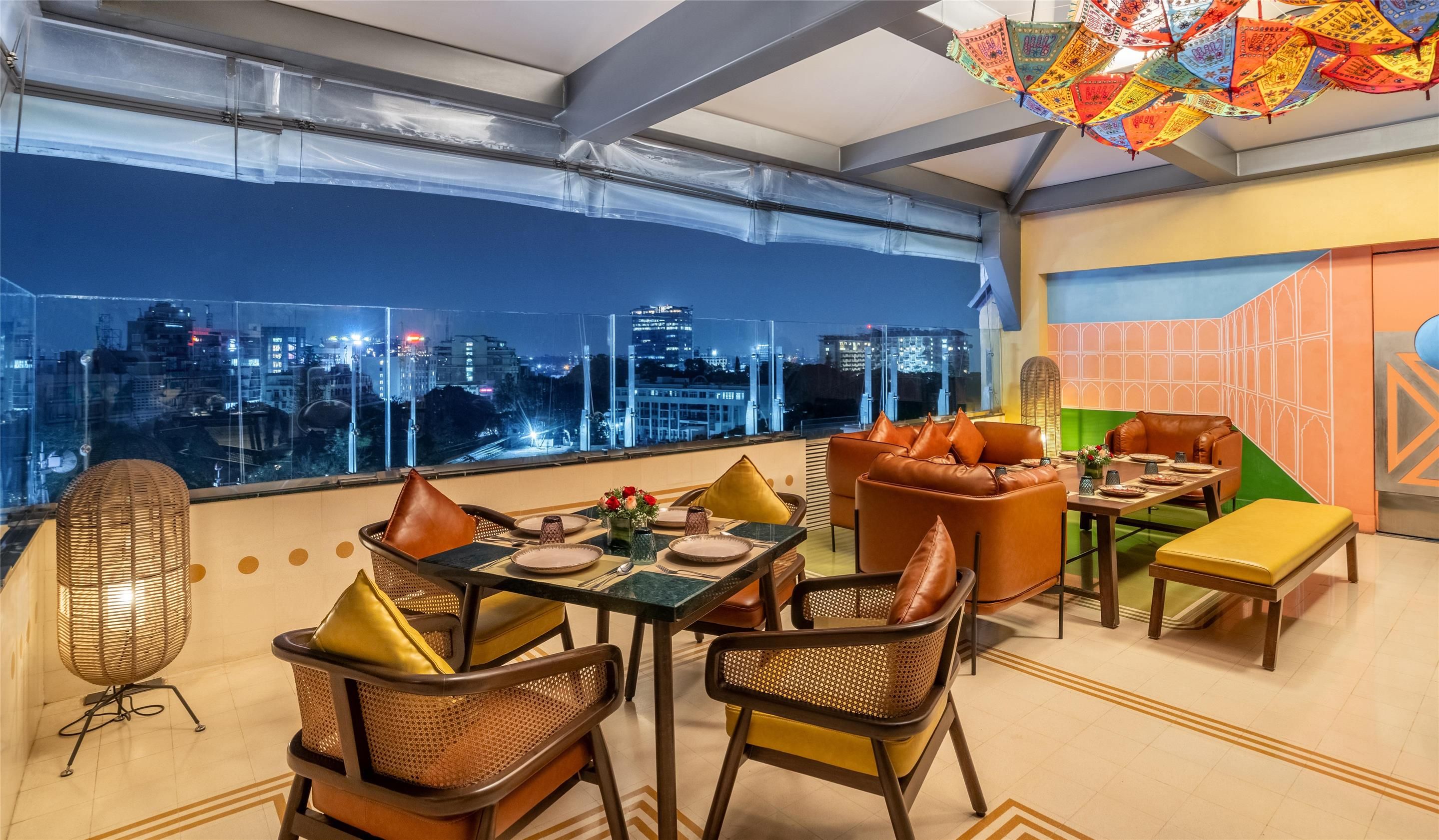 St. Mark's Hotel - באנגאלור - מרפסת