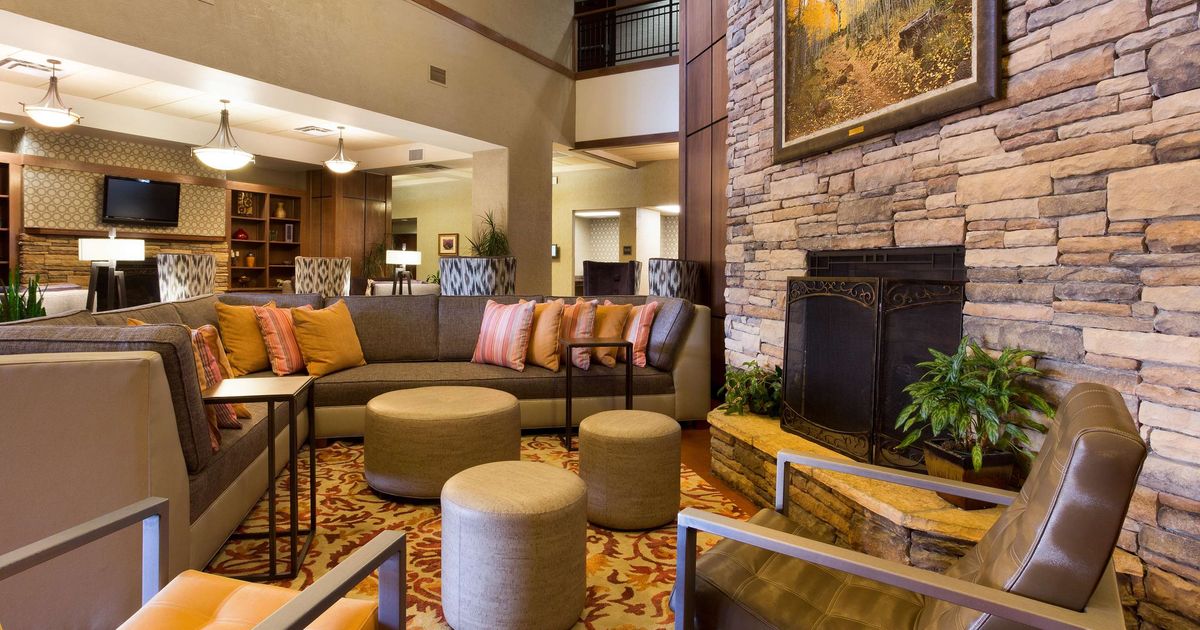 Drury Inn & Suites Flagstaff à partir de 99 €. Hôtels à Flagstaff KAYAK