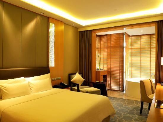 Cixi Hangzhou Bay Hotel