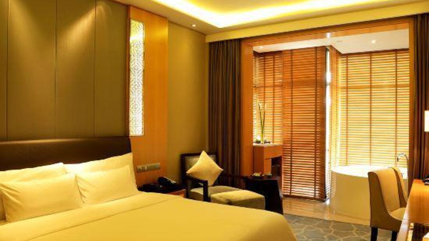 Cixi Hangzhou Bay Hotel