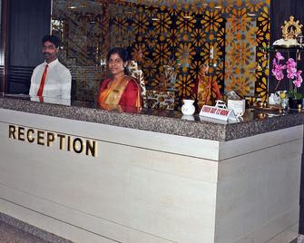 Hotel mookambika palace - Kollur - Front desk
