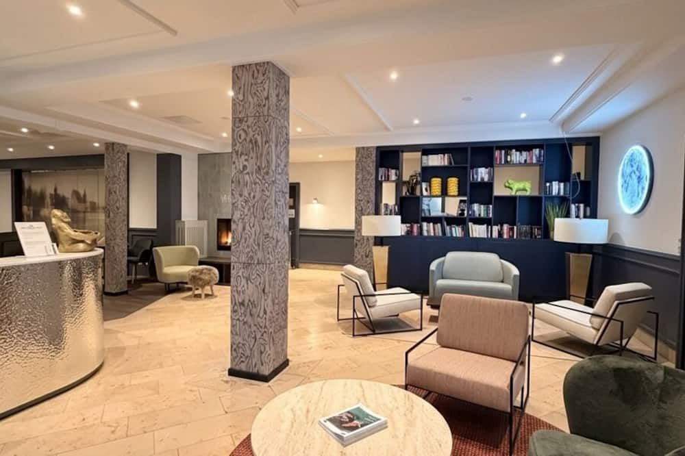 Atrium im Park Hotel Regensburg - رغينسبورغ - ردهة