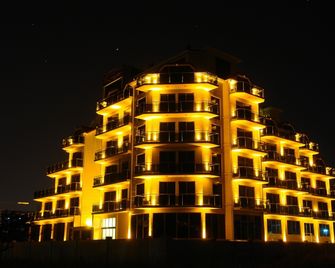 Legacy Hotel - Batumi - Building