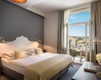 هوتل لونجوماري أوباتيجا - ليبورنيا - أوباتيا - غرفة نوم