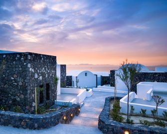 Santo Pure Oia Suites & Villas - Oia - Pool