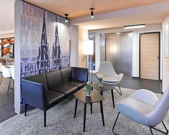 B&B Hotel Köln-West - Colonia - Area lounge