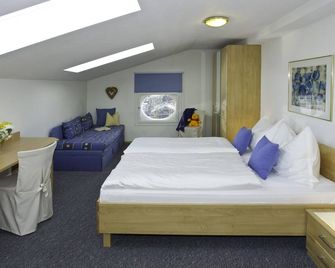 Weißes Rößl - Bruck an der Großglocknerstraße - Bedroom