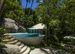 Beautiful, Two Bedroom With Award Winning Private Infinity Edge Swimming Pool! - Ko Tao - Pool