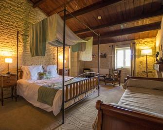 Logis Saint Léonard - Dompierre-sur-Mer - Chambre