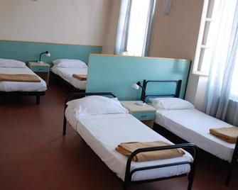 Il Chiostro Hostel And Hotel - Alessandria - Chambre