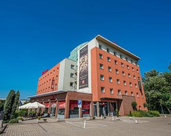 Ibis Katowice Zabrze - Zabrze - Building