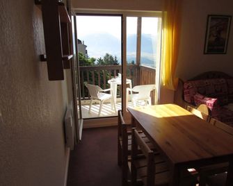 Résidence Les Balcons du Soleil - Font-Romeu-Odeillo-Via - Eetruimte