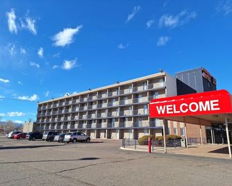 American Motel - Wheat Ridge - Building