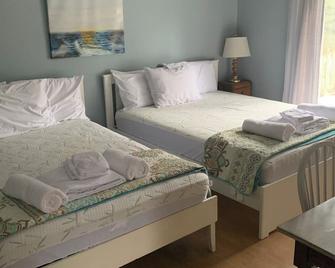 Beach Chalet in Grand Bend - Grand Bend - Schlafzimmer