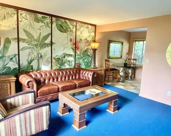 Vista Grande Resort - A Gay Men's Resort - Palm Springs - Stue