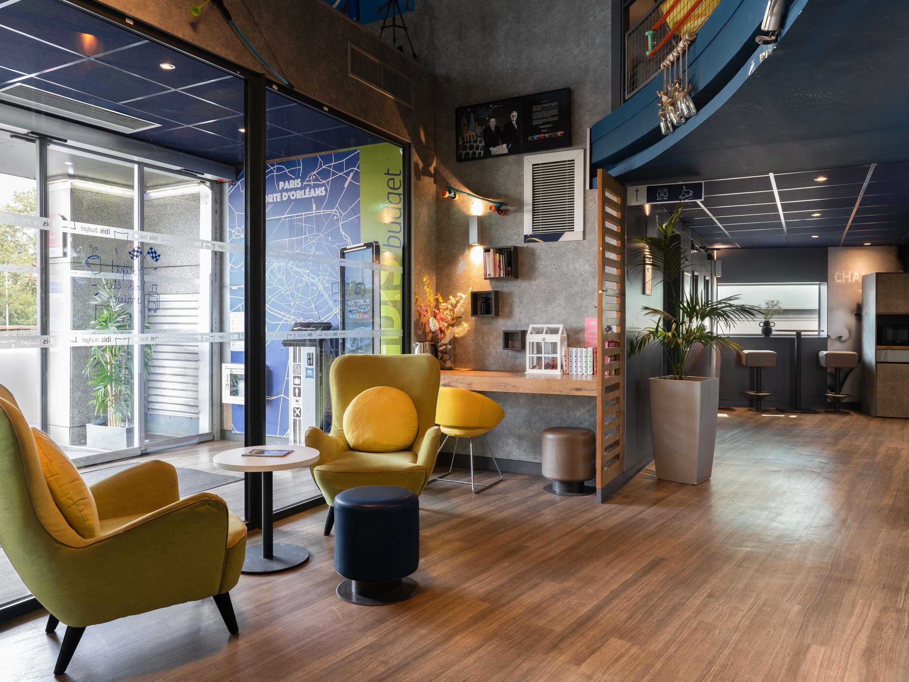 Ibis Budget Paris Porte d'Orléans - פריז - בניין