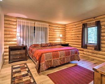 Cabin on Kenai Peninsula Family and Group Friendly! - Kenai
