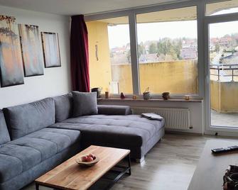 Terrassenhaus Fichtentraum im Harz mit Schwimmbad - Braunlage - Huiskamer