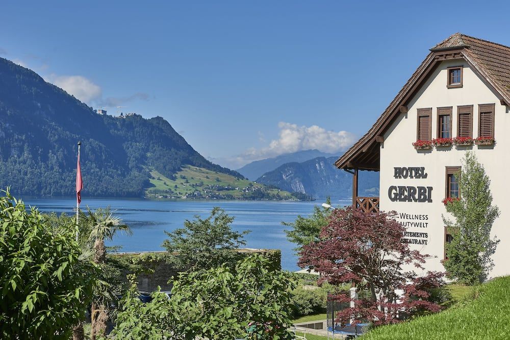 Hotel Alexander - Weggis - Outdoor view