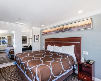 Continental Lodge - Oakland - Bedroom