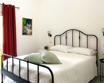 Ottantotto Viterbo - Viterbo - Bedroom