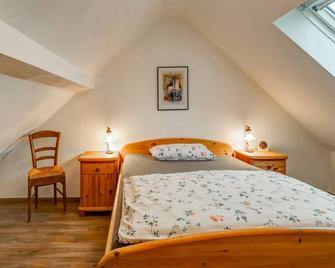 Apartment in Schleiden with Sauna and Nature - Hellenthal - Schlafzimmer