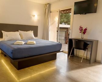 Undarius Hotel (exclusively gay men) - Chihuahua - Slaapkamer