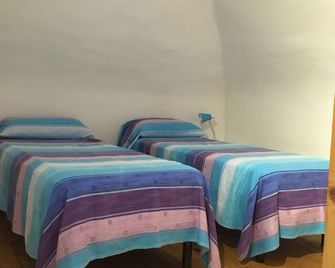 B&B Pompeilog - Pompeji - Schlafzimmer