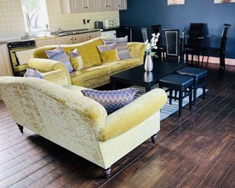 Coast Lodge - Miltown Malbay - Sala de estar