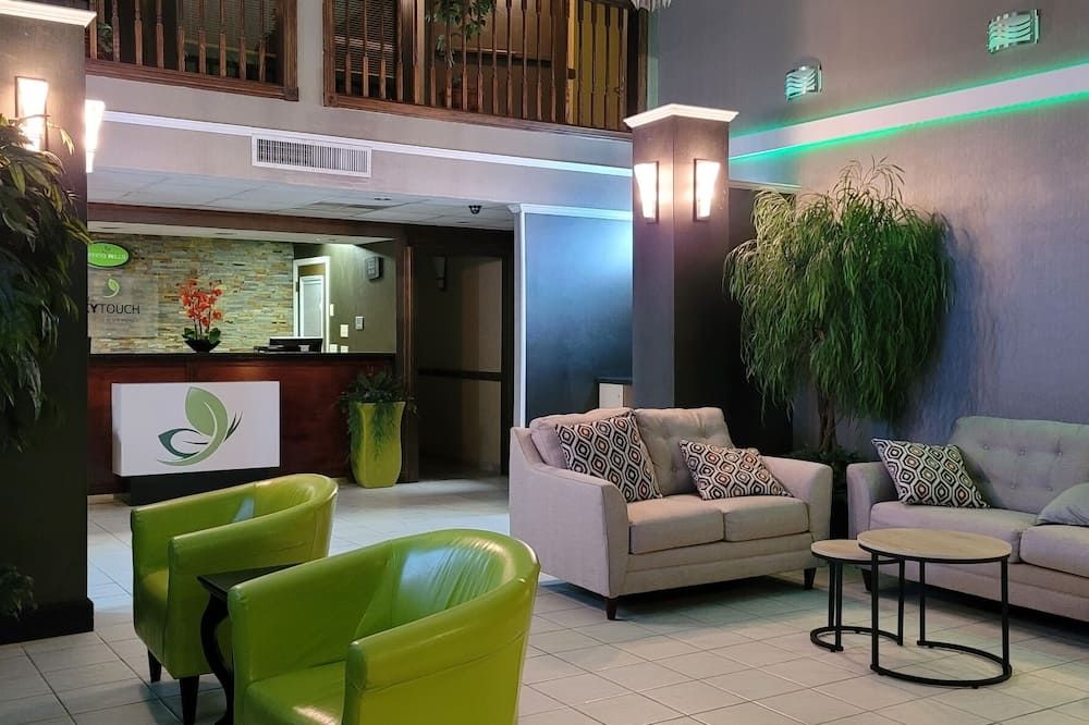 وينجيت باي ويندام ليك جورج - لاكي جورج - ردهة