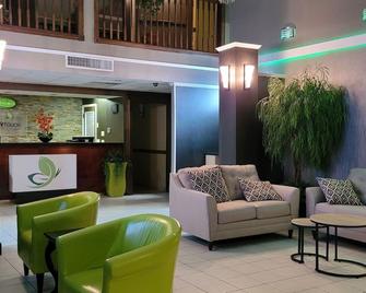 وينجيت باي ويندام ليك جورج - لاكي جورج - ردهة