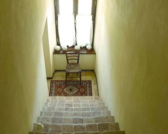 Agriturismo Montefiorentino - Frontino - Aufgang