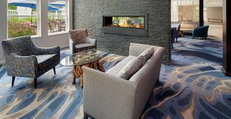 DoubleTree by Hilton Cape Cod - Hyannis - Hyannis - Lobby