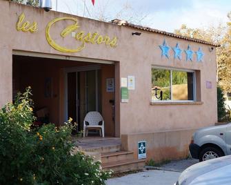Camping Les Castors - Calvi - Building