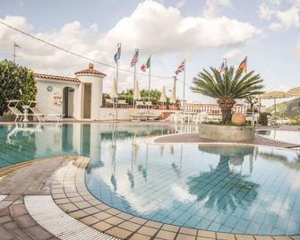 Hotel Internazionale - Ischia - Pool