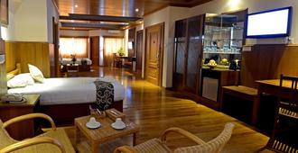 Hotel Sidney - Rangoon - Chambre