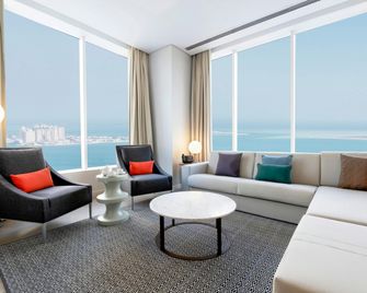 Aleph Doha Residences, Curio Collection by Hilton - Doha - Stue