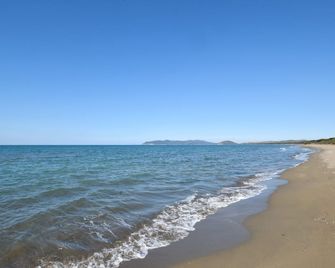 Apartment for a special vacation by the sea. - Orbetello - Spiaggia