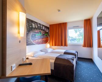 B&B Hotel Augsburg-Süd - Augsburg - Bedroom
