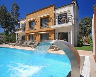Ara Residences - Ortakent-Yahşi - Pool