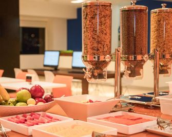 One Irapuato - Irapuato - Buffet